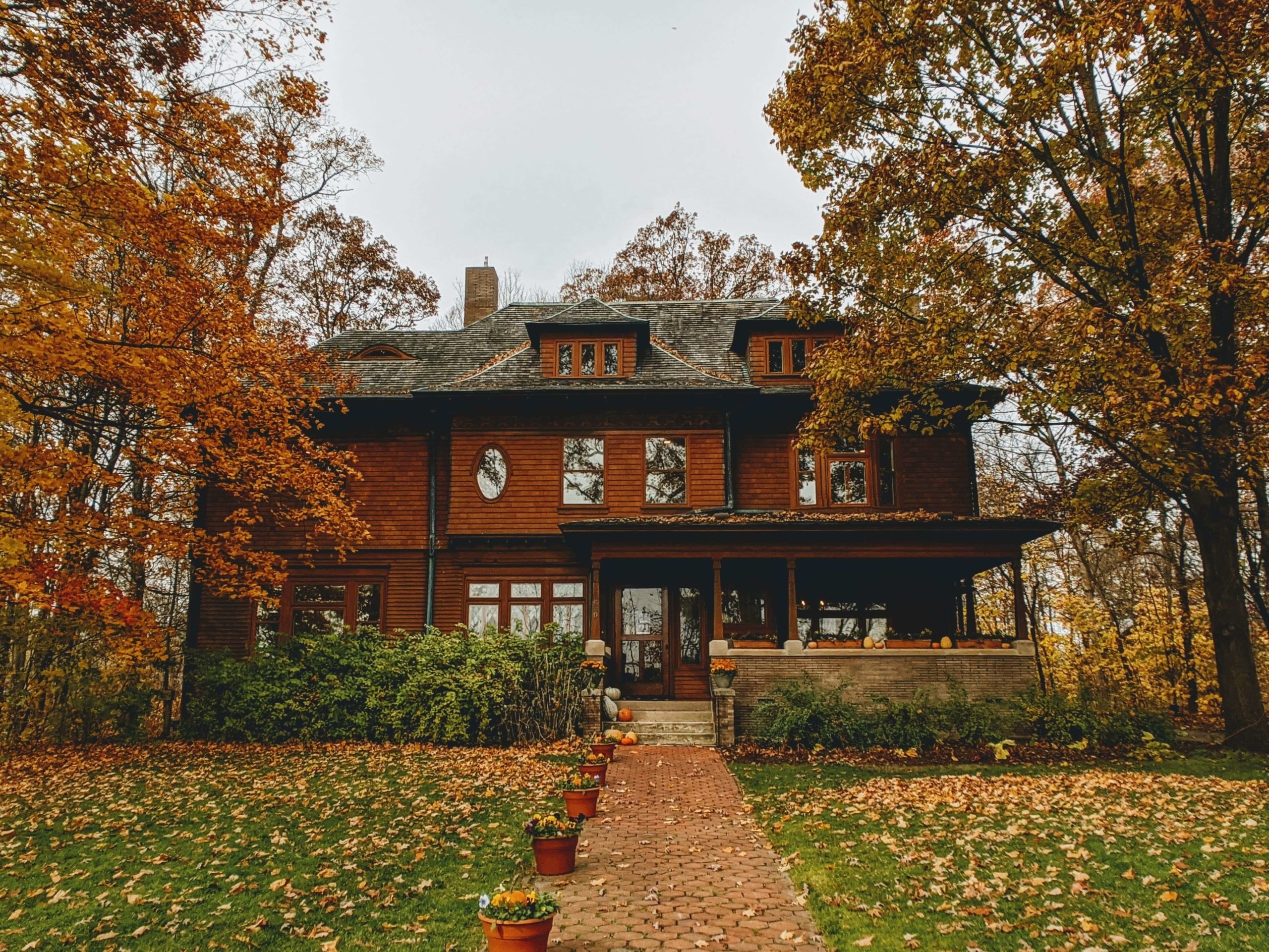 Historic home during the fall